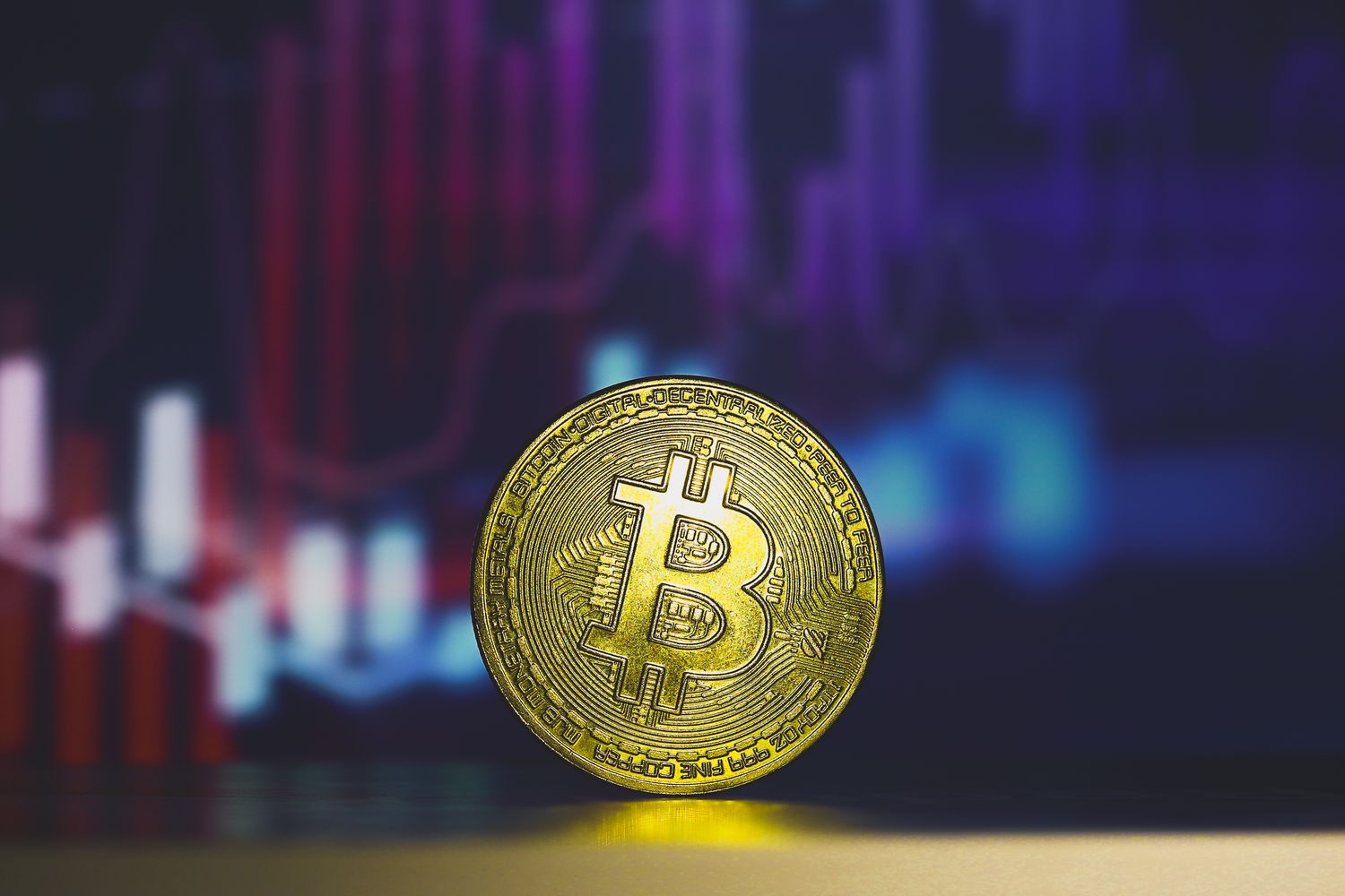 Bitcoin Surges Past $73K Pre-Election Day as Investors Embrace ETFs