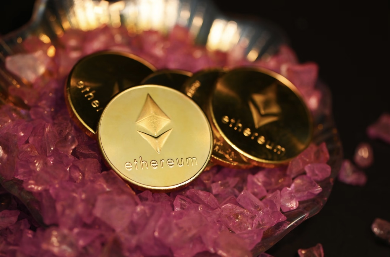 Ethereum vs. New Rivals: A Comprehensive Comparison of Leading Cryptocurrencies