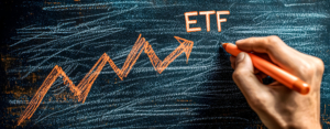 Altcoin Funds Flock to SEC in Crypto Rollercoaster Ride, Predicts