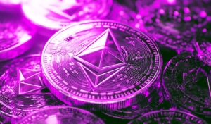 Top-50 Altcoin Could Soar 100%: Expert's Bitcoin and Ethereum Forecast