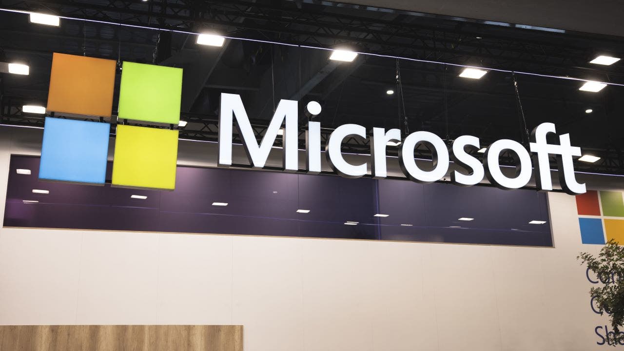 Microsoft Shareholders Reject Bitcoin Investment, Citing Investor Concerns